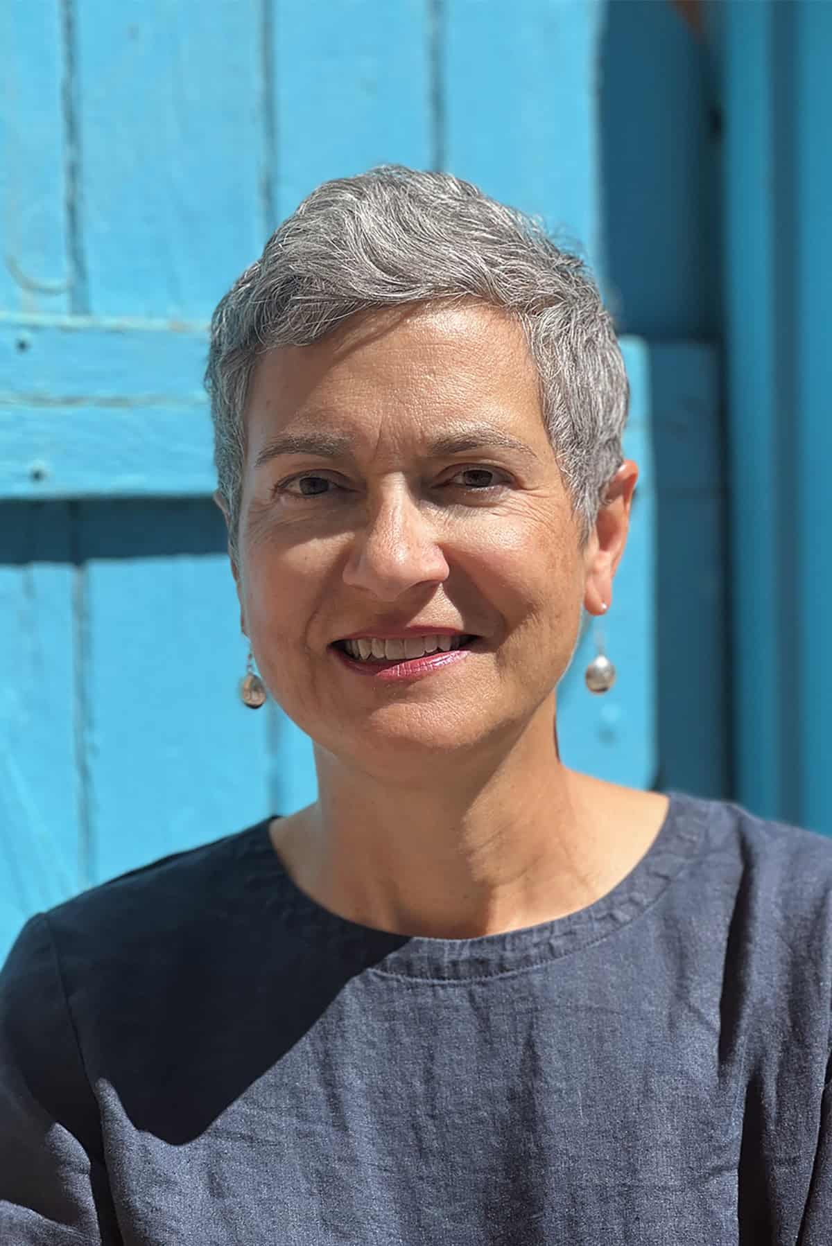 Julie Shelton Snyder